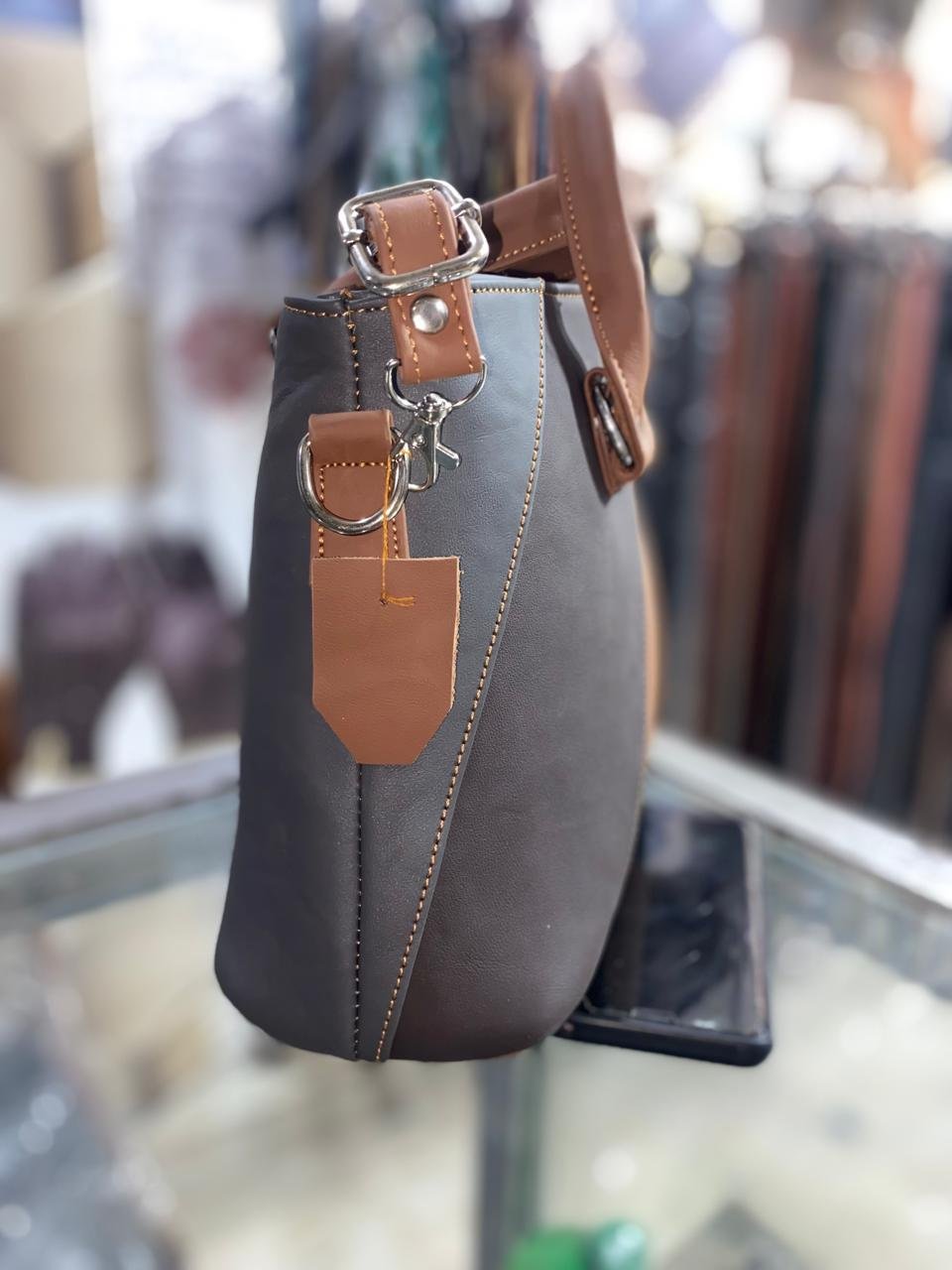 ST_Leather-Bags_FJ_Article-4